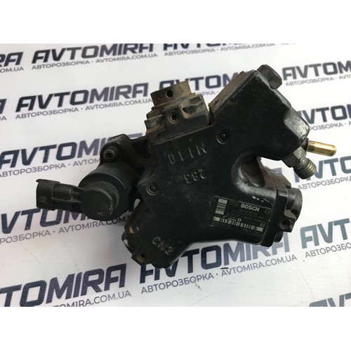 Топливный насос высокого давления  Fiat Punto 2009-2011 1.3JTD 55237690